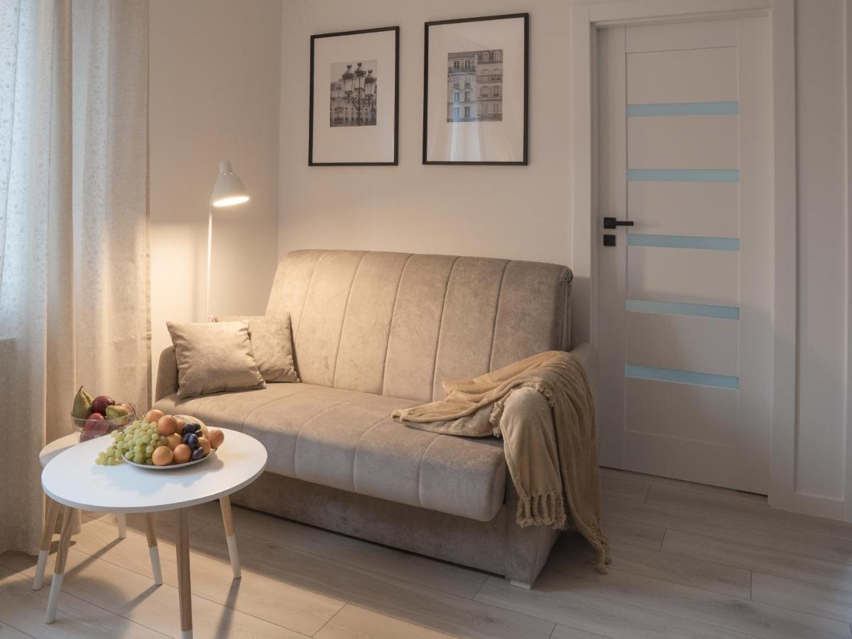 Apartament Clever 1 Kamienica Grochow Varsóvia Exterior foto